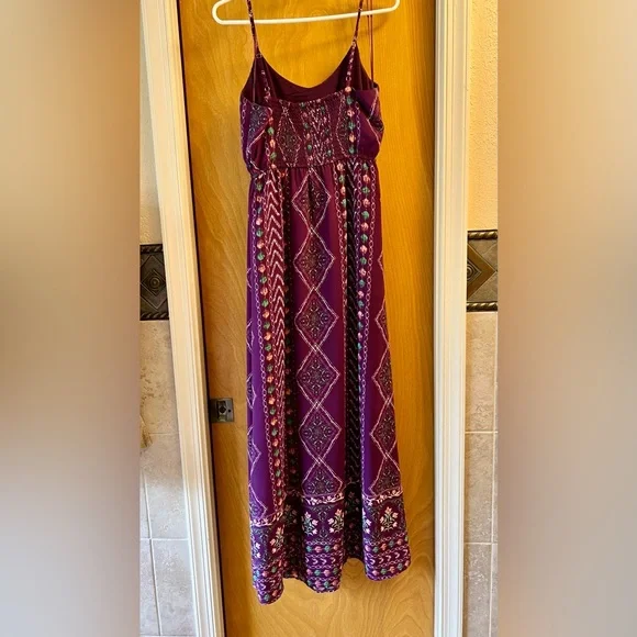 Maxi dress from Skies are Blue - Picture 10 of 13